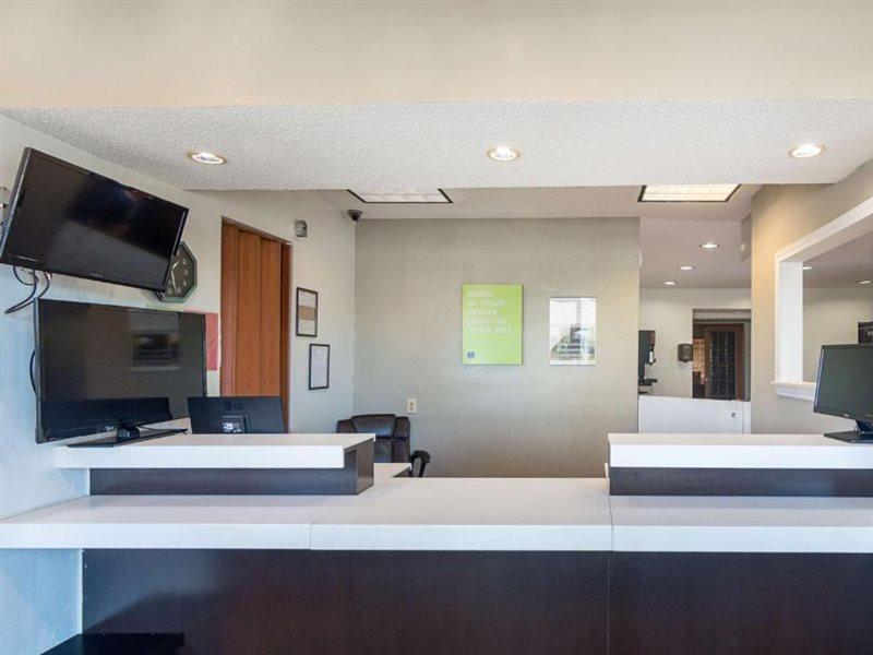 Studio Inn Extended Stay Oklahoma City Airport By Oyo Exterior photo