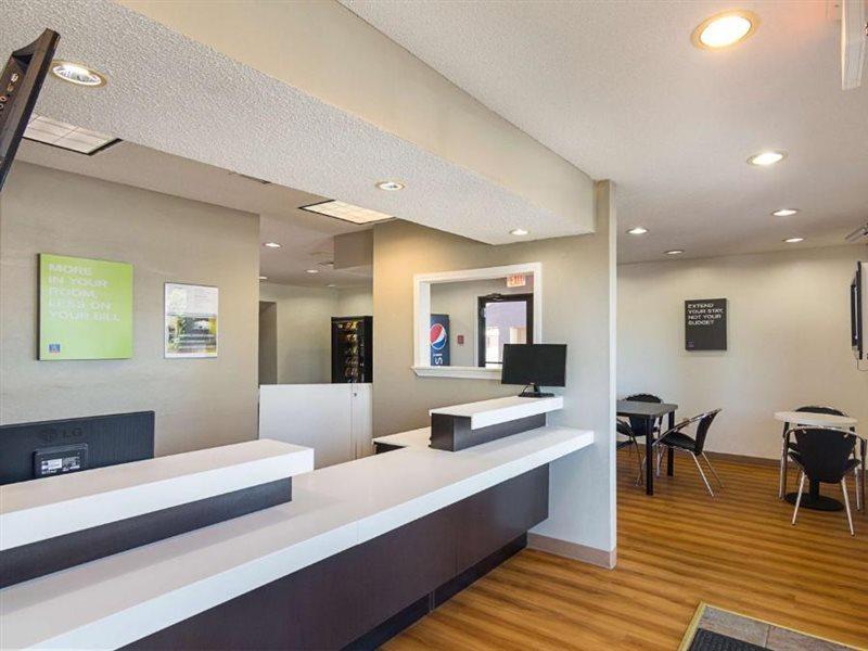 Studio Inn Extended Stay Oklahoma City Airport By Oyo Exterior photo